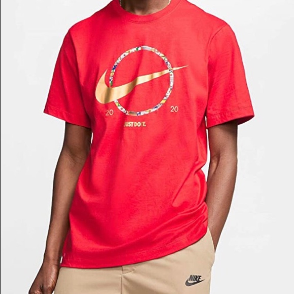 Nike T-shirt
